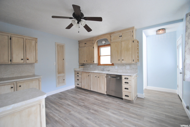 296 S 400 E, Logan, UT 84321 — photo 4