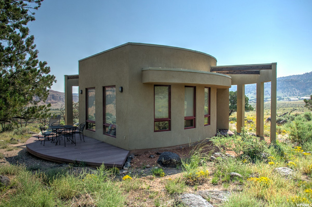 2625 E Eagle Crest Ln, Teasdale, UT 84773 — photo 2
