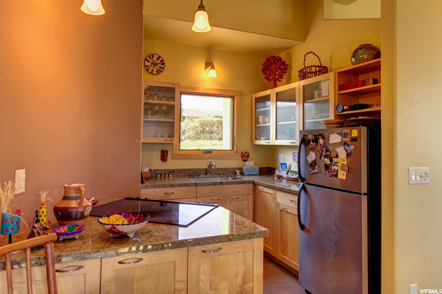 2625 E Eagle Crest Ln, Teasdale, UT 84773 — photo 12