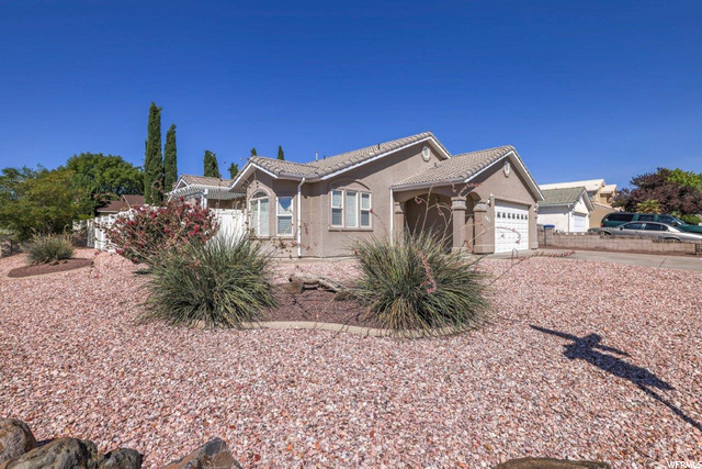 463 N 2070 E, St. George, UT 84790 — photo 2