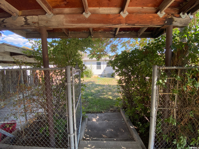 735 N 200 E, Price, UT 84501 — photo 12