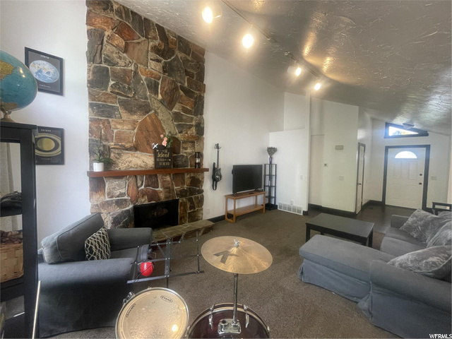2193 E Gyrfalcon Dr, Sandy, UT 84092 — photo 12