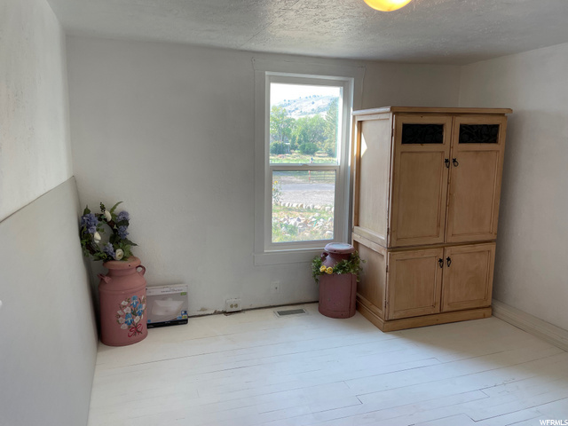 395 W 9100 S, Paradise, UT 84328 — photo 9