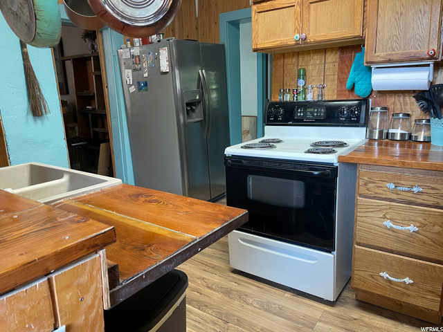 395 W 9100 S, Paradise, UT 84328 — photo 6