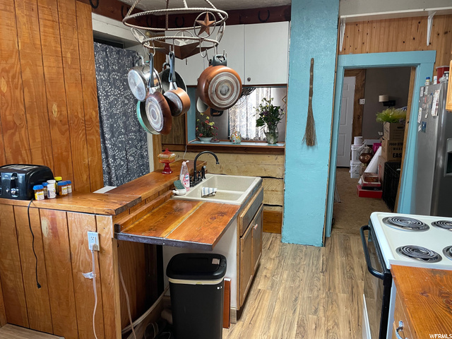 395 W 9100 S, Paradise, UT 84328 — photo 5