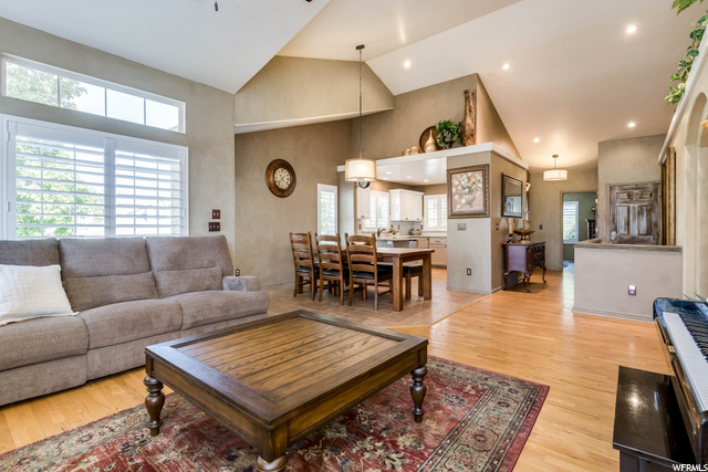 1011 E Daybreak Dr, South Ogden, UT 84403 — photo 4
