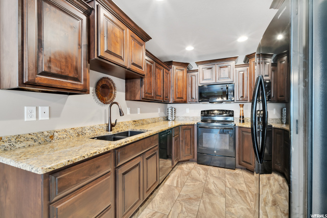 1811 E Whitetail Dr, Layton, UT 84040 — photo 10