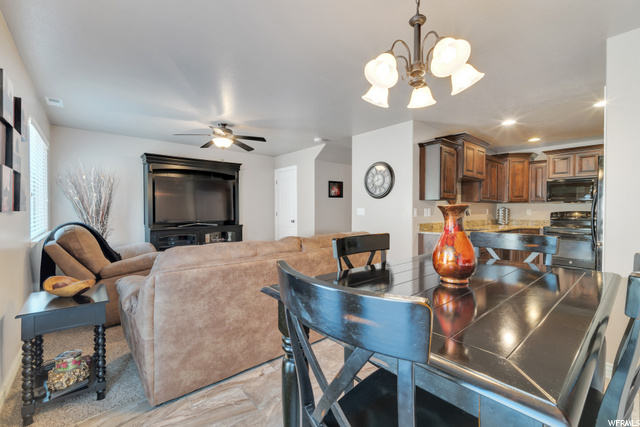 1811 E Whitetail Dr, Layton, UT 84040 — photo 8