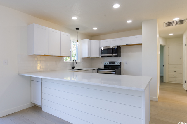 103 N Davis Blvd, Bountiful, UT 84010 — photo 2