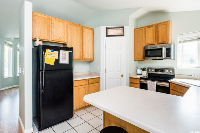 1064 W 325 N, Hyrum, UT 84319 — photo 8