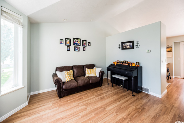 1064 W 325 N, Hyrum, UT 84319 — photo 2