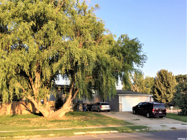 932 W 2550 N, Clinton, UT 84015 — photo 3