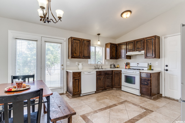 1188 W 1700 N, Clinton, UT 84015 — photo 7