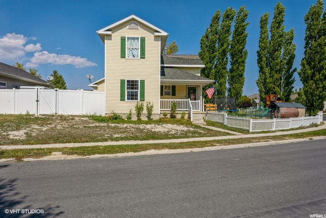 1887 E Pinion Cir, Eagle Mountain, UT 84005 — photo 2