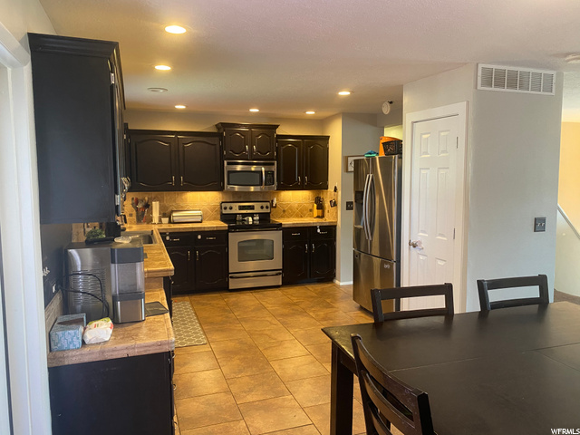 2858 6050, Roy, UT 84067 — photo 8