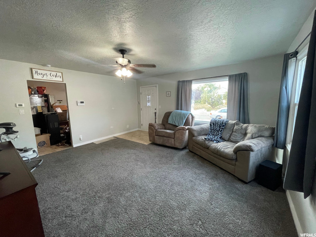 250 S Lake View Dr E, Clearfield, UT 84015 — photo 2