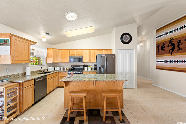 477 N 2140 Cir E, St. George, UT 84790 — photo 12