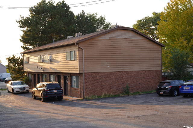 870 N Jackson E, Ogden, UT 84404 — photo 2