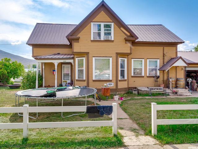 215 N Main E, Henefer, UT 84033 — photo 2