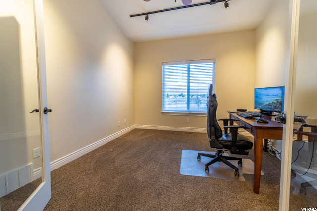 Bedroom 3/Office