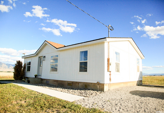 4432 W 6200 N, Amalga, UT 84335 — photo 2