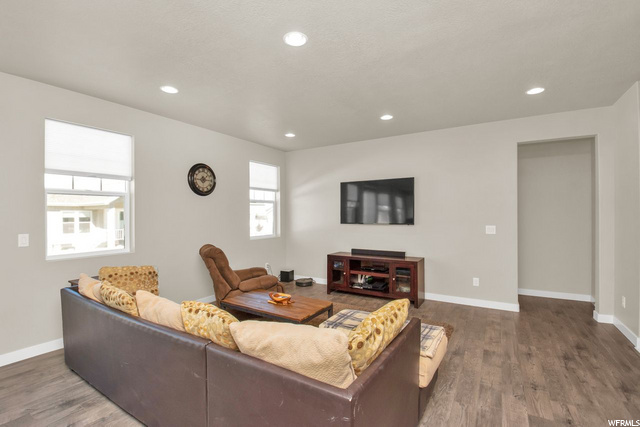 2463 N Saurus Crane Dr, Clinton, UT 84015 — photo 4