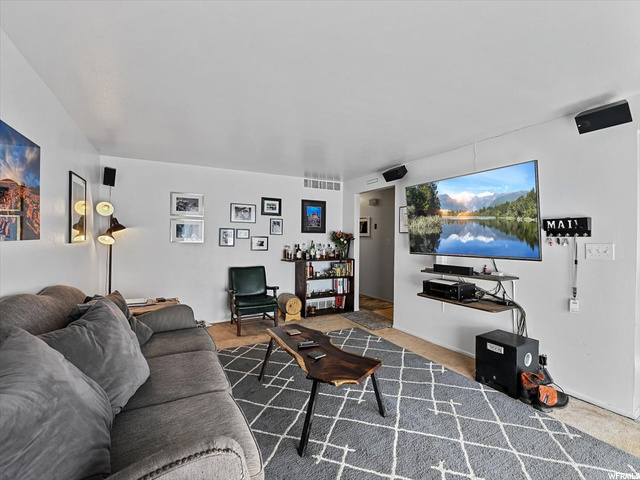 4871 S 350 E, Washington Terrace, UT 84405 — photo 4
