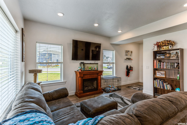1423 E 380 S, Hyrum, UT 84319 — photo 6