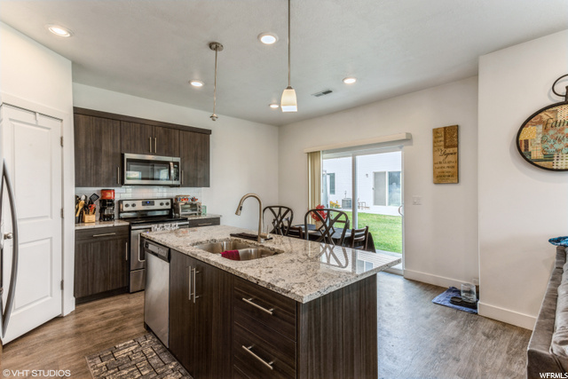 1423 E 380 S, Hyrum, UT 84319 — photo 8