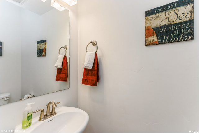 1423 E 380 S, Hyrum, UT 84319 — photo 12
