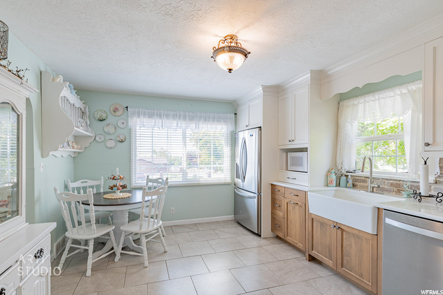 330 E Elberta Dr, North Ogden, UT 84414 — photo 8