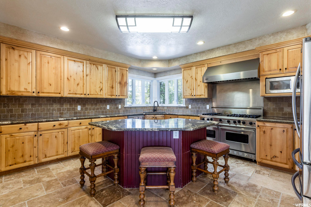 3542 E Old Barn Ln, Heber City, UT 84032 — photo 11