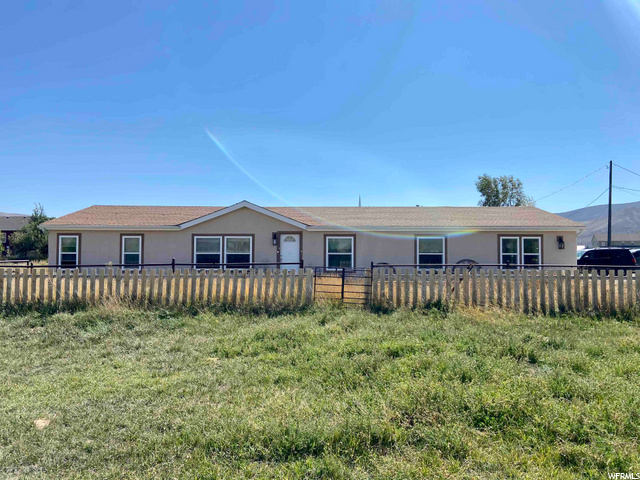772 N Main St E, Henefer, UT 84033 — photo 2