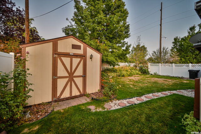 408 N 275 E, Bountiful, UT 84010 — photo 6