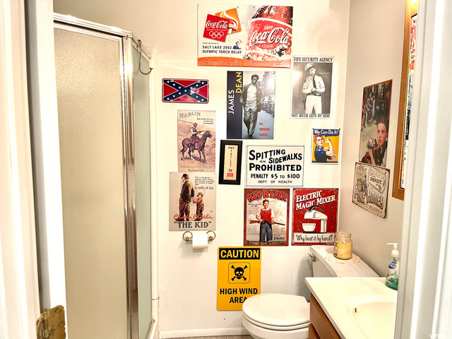 974 W 650 S, Layton, UT 84041 — photo 9
