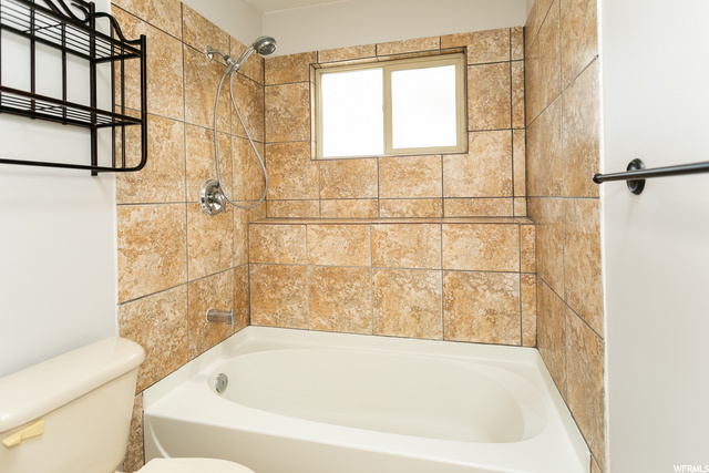 877 S Riverwood Dr, Logan, UT 84321 — photo 5