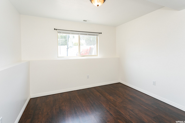 877 S Riverwood Dr, Logan, UT 84321 — photo 7