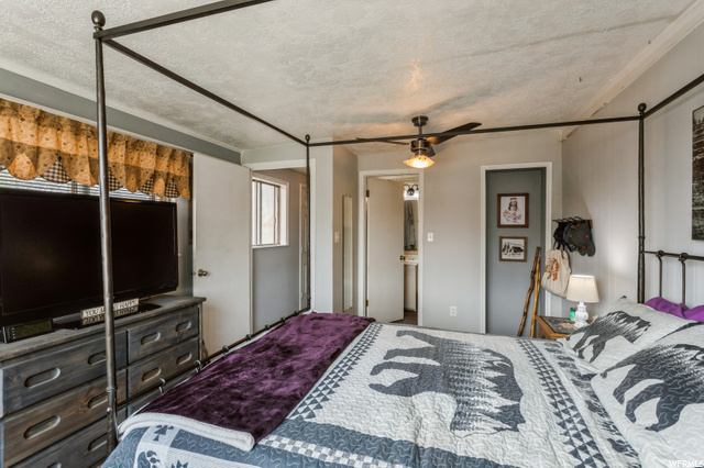 5221 S 2425 W, Roy, UT 84067 — photo 8