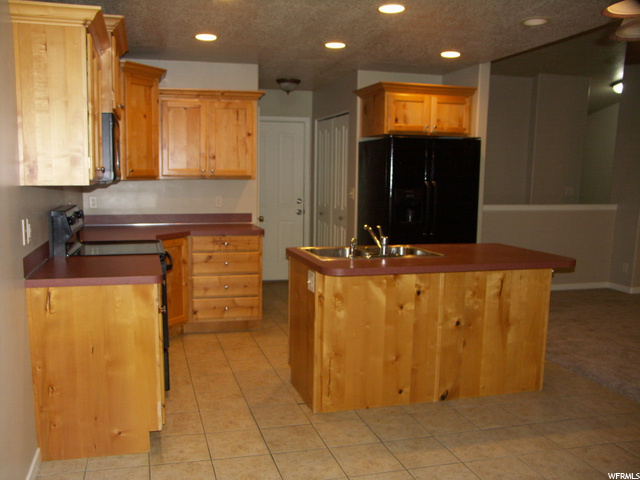 627 E 2100 S, Clearfield, UT 84015 — photo 8