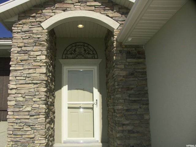 627 E 2100 S, Clearfield, UT 84015 — photo 3