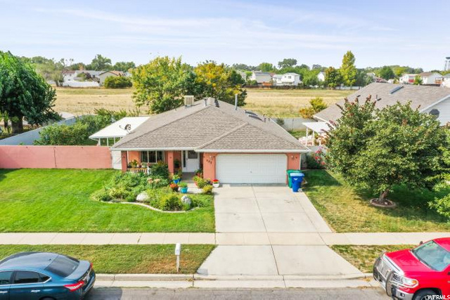 573 S Downs Dr, Ogden, UT 84404 — photo 2