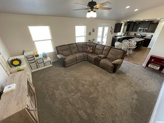 799 E Rodeo, Grantsville, UT 84029 — photo 6