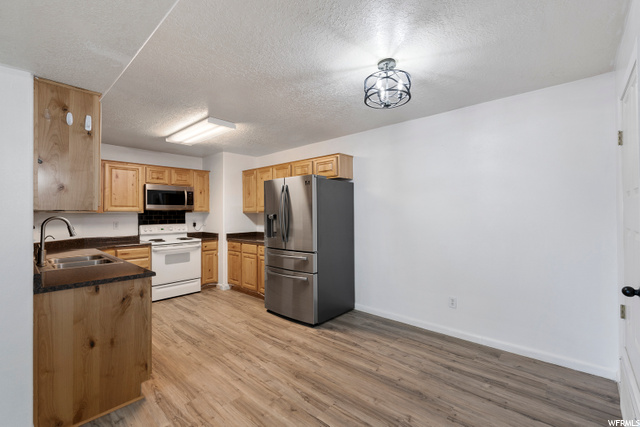 8122 N Ridge Loop E #4, Eagle Mountain, UT 84005 — photo 5