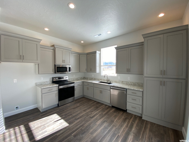 5590 N 500 E, Enoch, UT 84721 — photo 4
