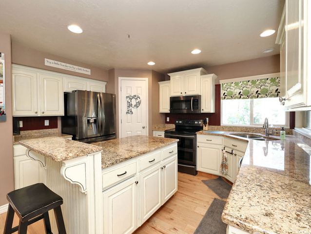 35 E 2250 N, Layton, UT 84041 — photo 3