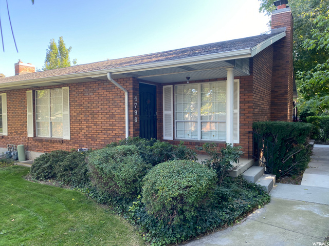 4796 Saxony Cir, Holladay, UT 84117