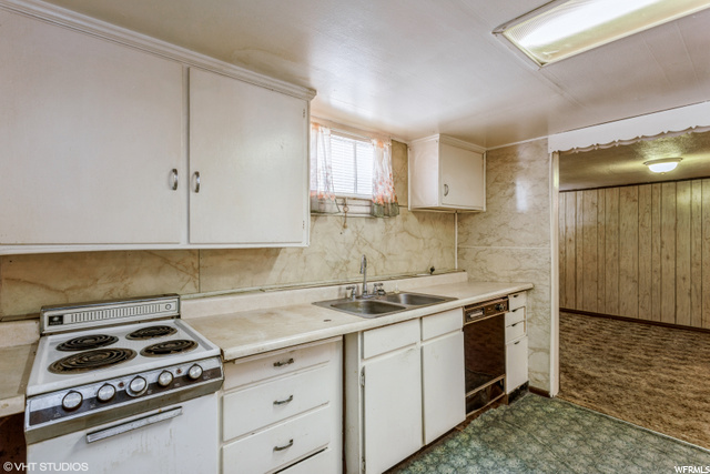 558 15th St, Ogden, UT 84404 — photo 11