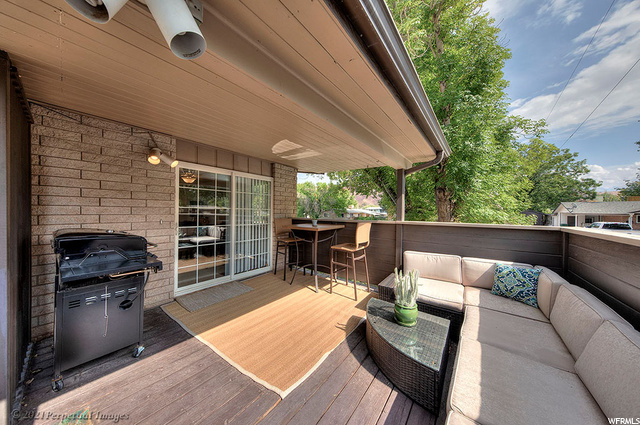 Upstairs Deck