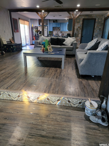 7808 S 1000 E, Sandy, UT 84094 — photo 9