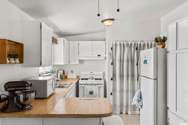 4997 S 2675 W, Roy, UT 84067 — photo 6